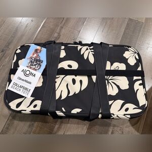 ALOHA COLLECTION Black and Cream Collapsible Beach Tote